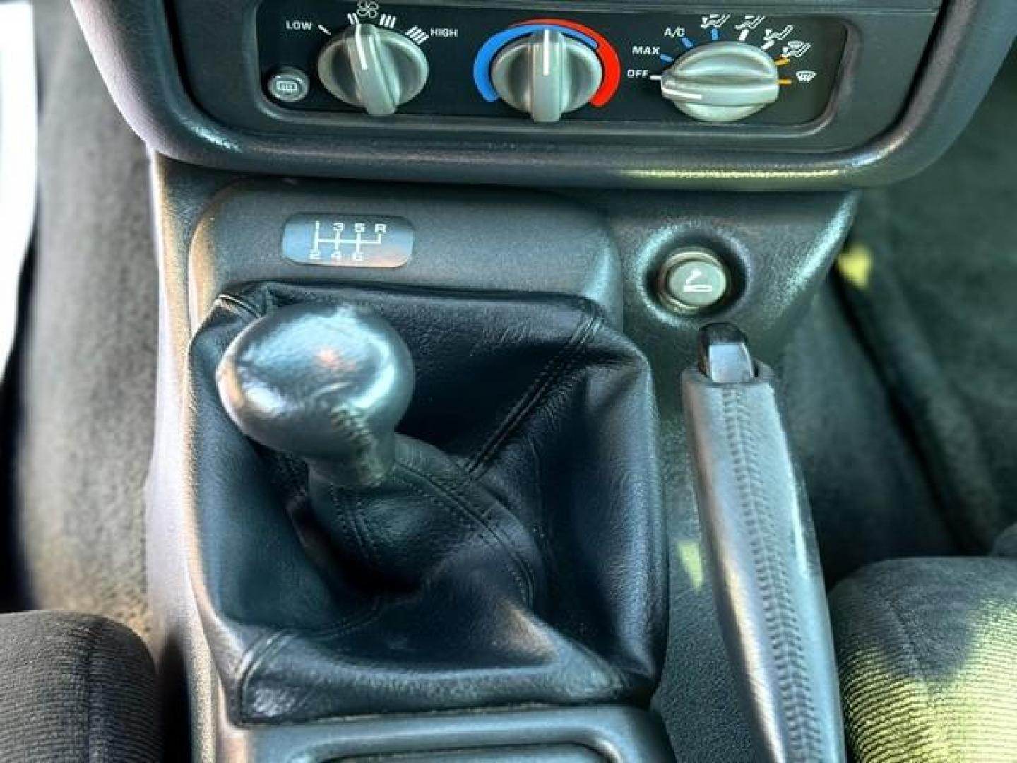1995 RED PONTIAC FIREBIRD (2G2FV22P5S2) with an V8,5.7L(350 CID),OHV engine, MANUAL transmission, located at 14600 Frazho Road, Warren, MI, 48089, (586) 776-3400, 42.485996, -82.974220 - Photo#14