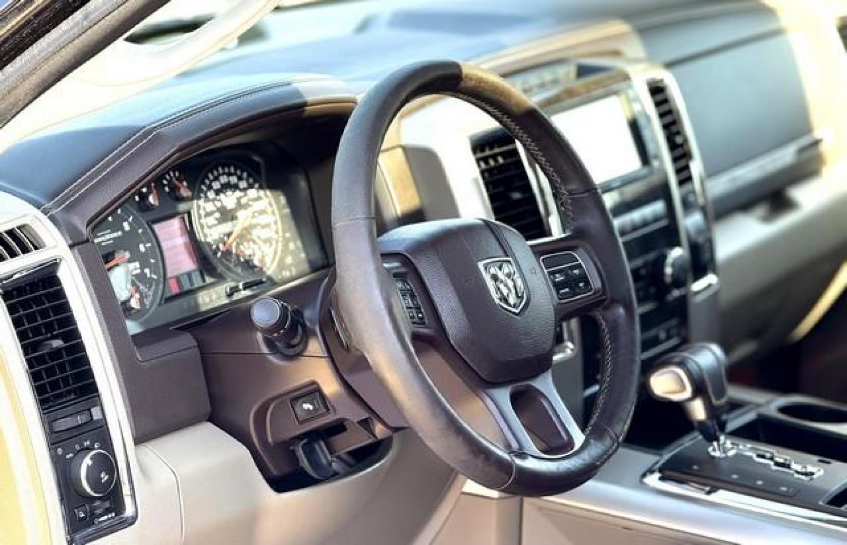 2012 BLACK RAM 1500 LONGHORN (1C6RD7PT9CS) with an V8,5.7L(345 CID),OHV engine, AUTOMATIC transmission, located at 14600 Frazho Road, Warren, MI, 48089, (586) 776-3400, 42.485996, -82.974220 - Photo#10