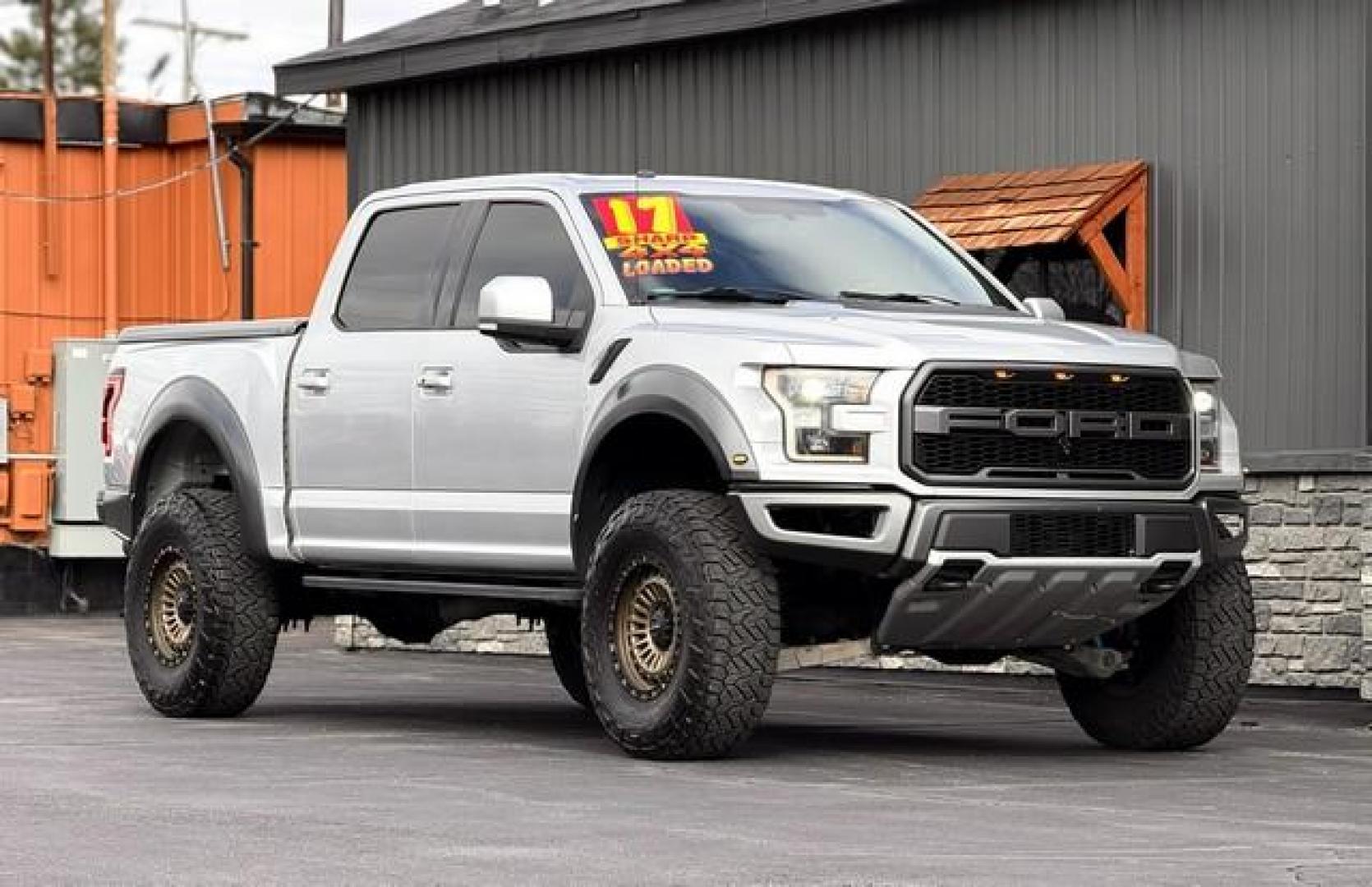 2017 SILVER FORD F-150 (1FTFW1RG3HF) with an V6,3.5L(213 CID),DOHC engine, AUTOMATIC transmission, located at 14600 Frazho Road, Warren, MI, 48089, (586) 776-3400, 42.485996, -82.974220 - Photo#1