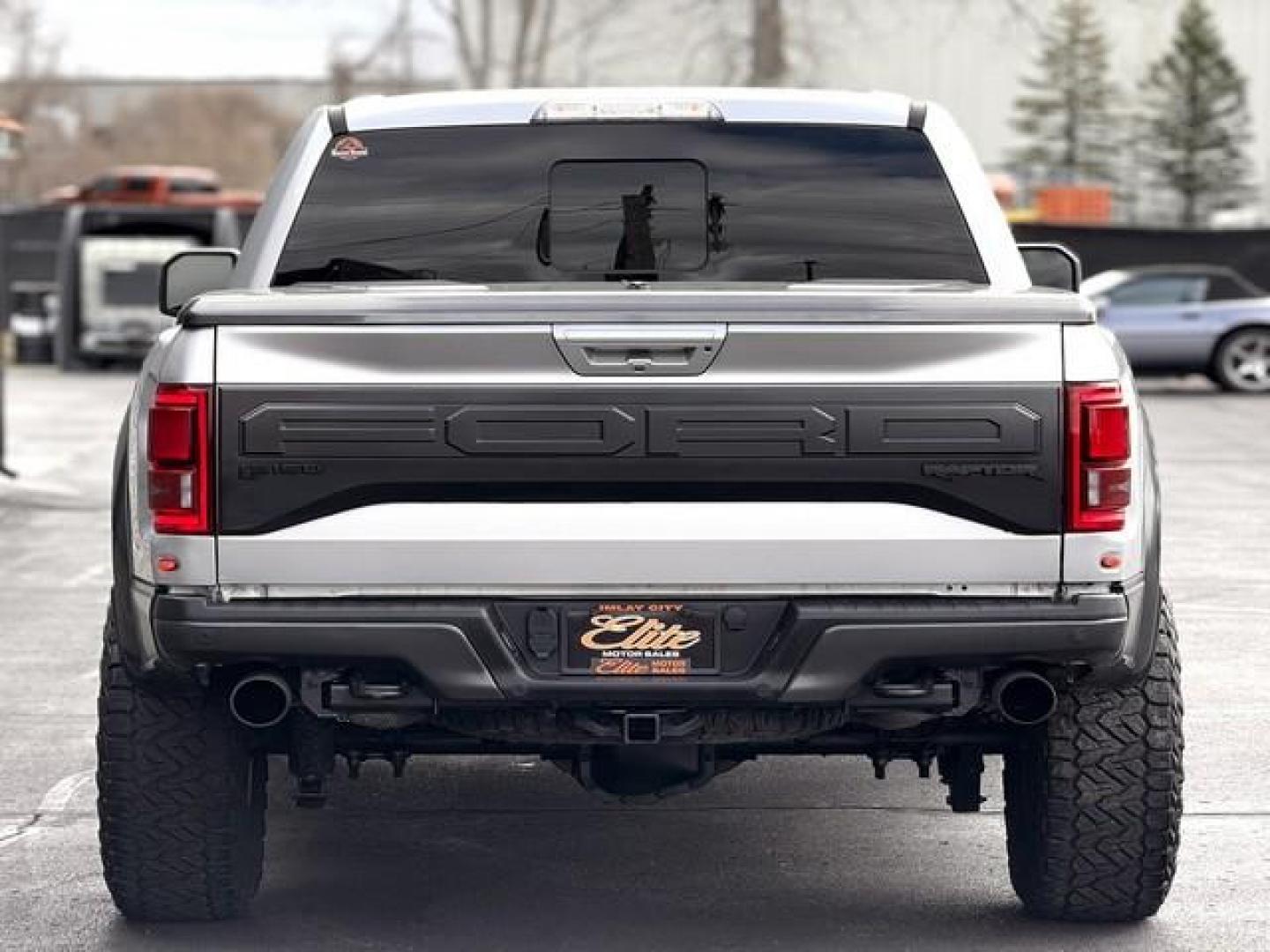 2017 SILVER FORD F-150 (1FTFW1RG3HF) with an V6,3.5L(213 CID),DOHC engine, AUTOMATIC transmission, located at 14600 Frazho Road, Warren, MI, 48089, (586) 776-3400, 42.485996, -82.974220 - Photo#5