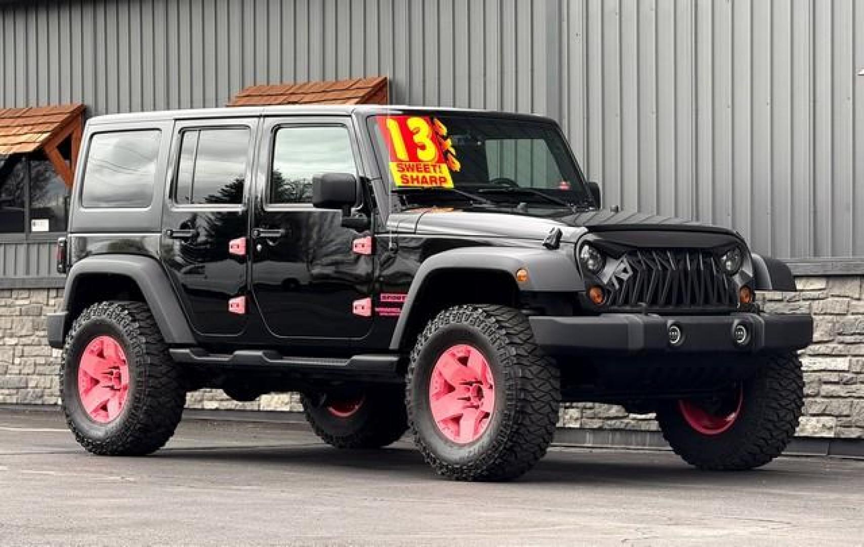 2013 BLACK JEEP WRANGLER (1C4BJWDG7DL) with an V6,3.6L(220 CID),DOHC engine, AUTOMATIC transmission, located at 14600 Frazho Road, Warren, MI, 48089, (586) 776-3400, 42.485996, -82.974220 - Photo#3
