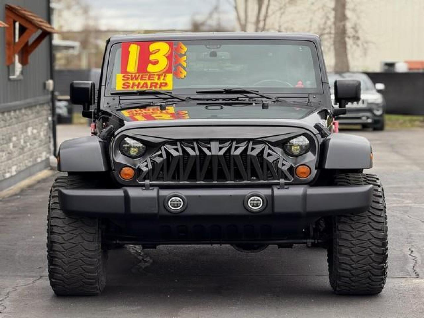 2013 BLACK JEEP WRANGLER (1C4BJWDG7DL) with an V6,3.6L(220 CID),DOHC engine, AUTOMATIC transmission, located at 14600 Frazho Road, Warren, MI, 48089, (586) 776-3400, 42.485996, -82.974220 - Photo#4