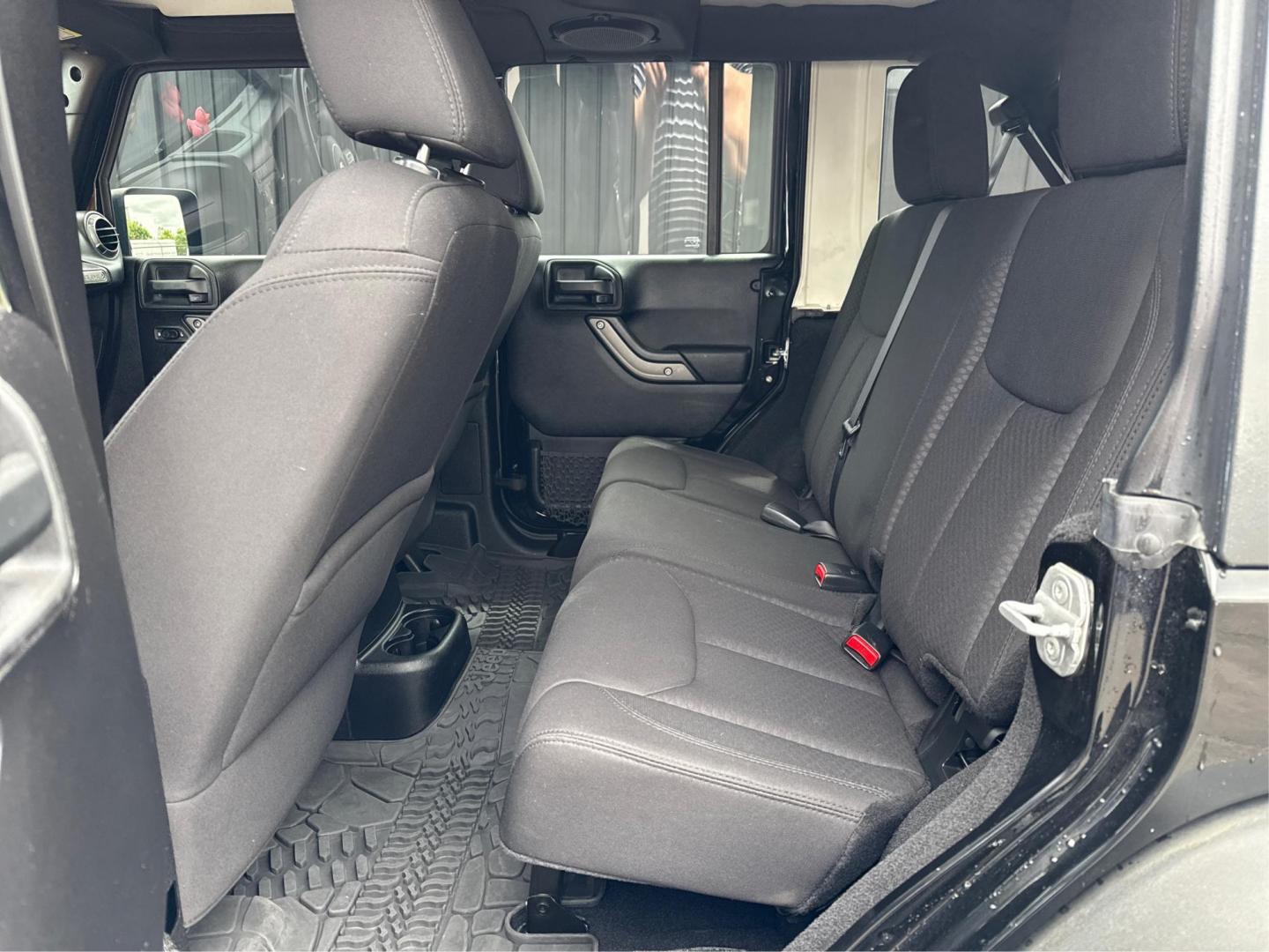 2013 BLACK JEEP WRANGLER (1C4BJWDG7DL) with an V6,3.6L(220 CID),DOHC engine, AUTOMATIC transmission, located at 14600 Frazho Road, Warren, MI, 48089, (586) 776-3400, 42.485996, -82.974220 - Photo#9