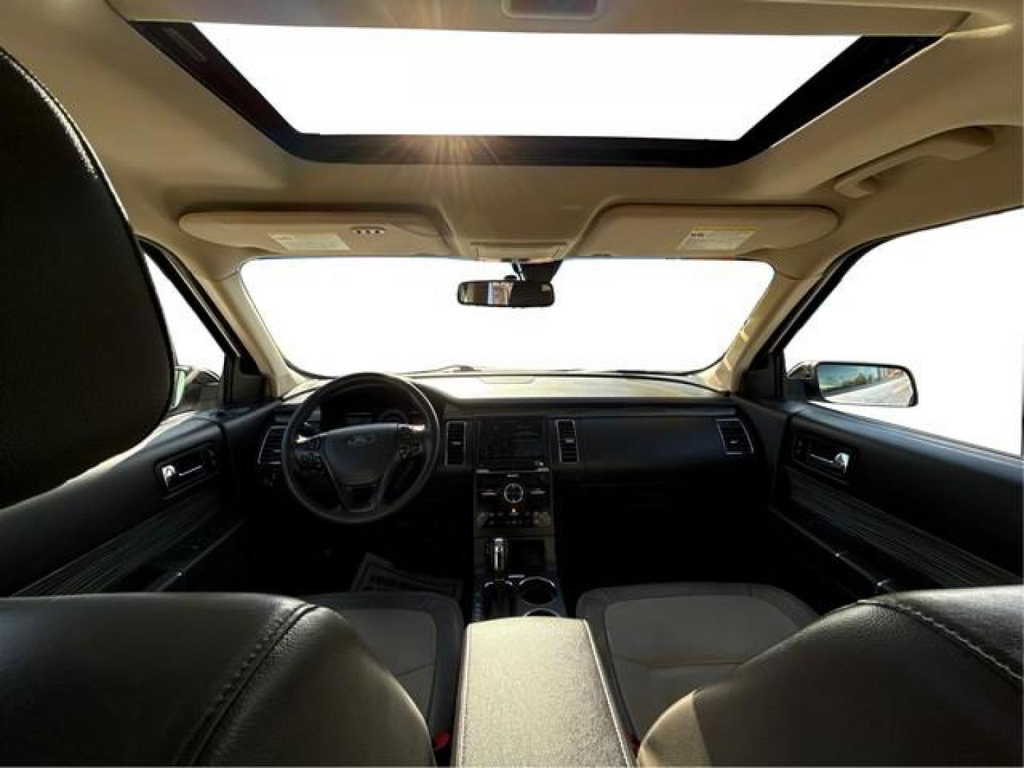 2019 WHITE FORD FLEX (2FMHK6D88KB) with an V6,3.5L(213 CID),DOHC engine, AUTOMATIC transmission, located at 14600 Frazho Road, Warren, MI, 48089, (586) 776-3400, 42.485996, -82.974220 - Photo#21