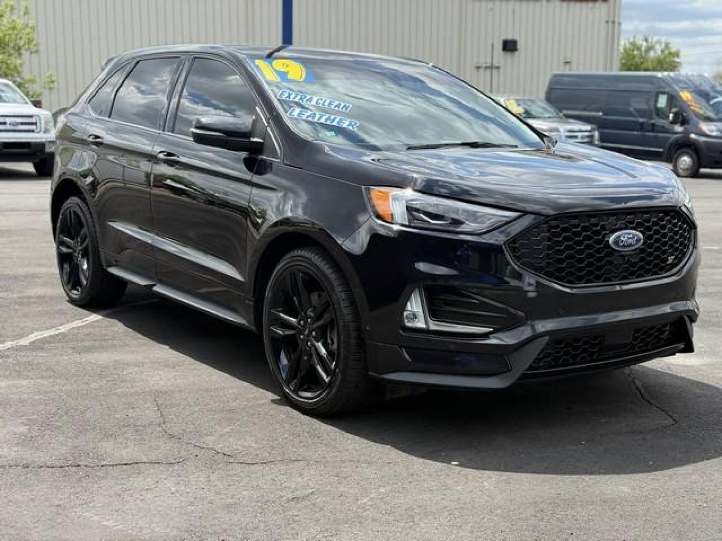 2019 BLACK FORD EDGE (2FMPK4AP5KB) with an V6,2.7L(164 CID),DOHC engine, AUTOMATIC transmission, located at 14600 Frazho Road, Warren, MI, 48089, (586) 776-3400, 42.485996, -82.974220 - Photo#3