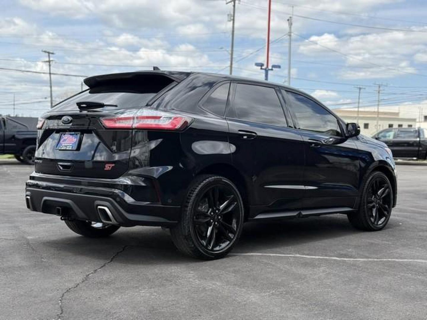 2019 BLACK FORD EDGE (2FMPK4AP5KB) with an V6,2.7L(164 CID),DOHC engine, AUTOMATIC transmission, located at 14600 Frazho Road, Warren, MI, 48089, (586) 776-3400, 42.485996, -82.974220 - Photo#5
