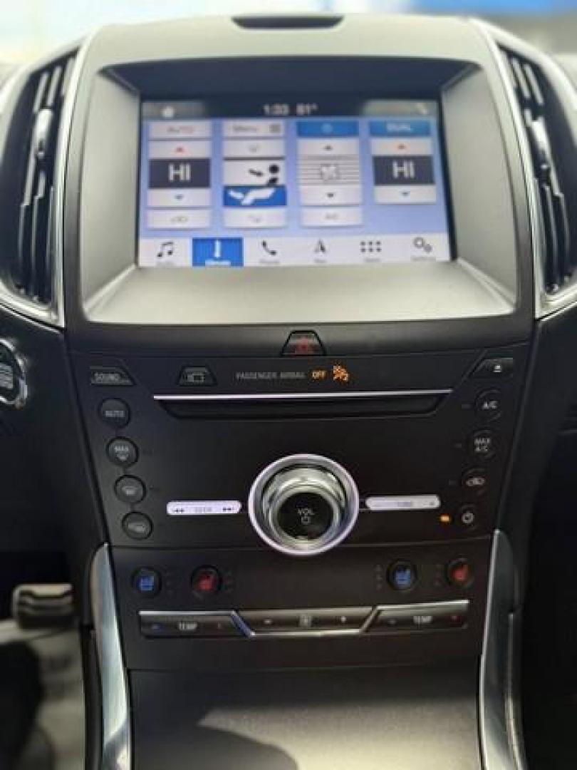 2019 BLACK FORD EDGE (2FMPK4AP5KB) with an V6,2.7L(164 CID),DOHC engine, AUTOMATIC transmission, located at 14600 Frazho Road, Warren, MI, 48089, (586) 776-3400, 42.485996, -82.974220 - Photo#24