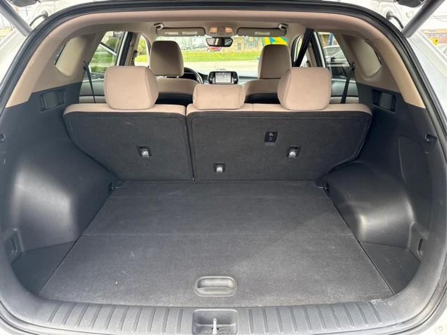 2021 WHITE HYUNDAI TUCSON LTD/SEL/SPRT/ULTIM (KM8J33AL1MU) with an L4,2.4L( CID), engine, AUTOMATIC transmission, located at 14600 Frazho Road, Warren, MI, 48089, (586) 776-3400, 42.485996, -82.974220 - Photo#12