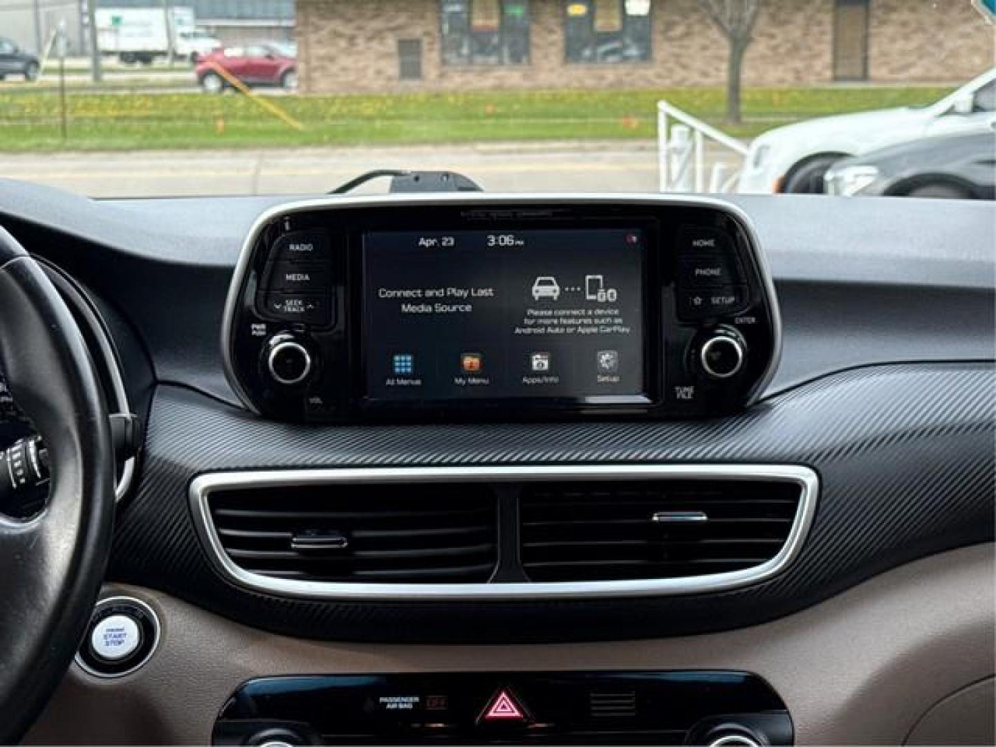 2021 WHITE HYUNDAI TUCSON LTD/SEL/SPRT/ULTIM (KM8J33AL1MU) with an L4,2.4L( CID), engine, AUTOMATIC transmission, located at 14600 Frazho Road, Warren, MI, 48089, (586) 776-3400, 42.485996, -82.974220 - Photo#13
