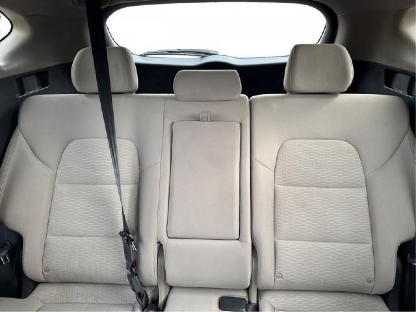 2021 WHITE HYUNDAI TUCSON LTD/SEL/SPRT/ULTIM (KM8J33AL1MU) with an L4,2.4L( CID), engine, AUTOMATIC transmission, located at 14600 Frazho Road, Warren, MI, 48089, (586) 776-3400, 42.485996, -82.974220 - Photo#14