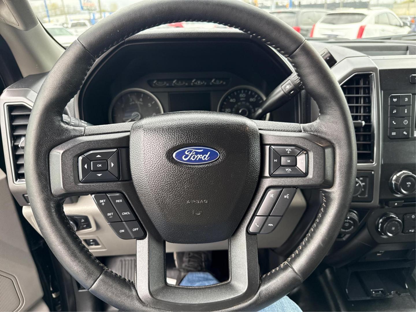 2018 GREEN FORD F-150 (1FTFW1E51JK) with an V8,5.0L(302 CID),DOHC engine, AUTOMATIC transmission, located at 14600 Frazho Road, Warren, MI, 48089, (586) 776-3400, 42.485996, -82.974220 - Photo#15