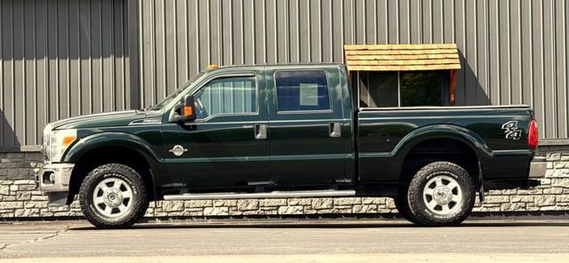 2016 GREEN FORD F-350 SUPER DUTY (1FT8W3BT7GE) with an V8,6.7L(406 CID),OHV engine, AUTOMATIC transmission, located at 14600 Frazho Road, Warren, MI, 48089, (586) 776-3400, 42.485996, -82.974220 - Photo#1
