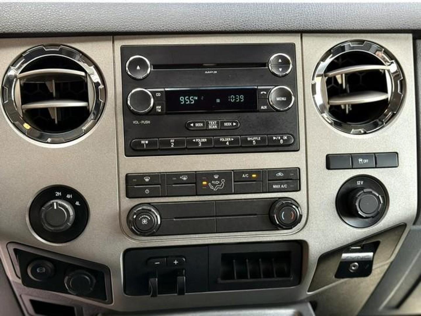 2016 GREEN FORD F-350 SUPER DUTY (1FT8W3BT7GE) with an V8,6.7L(406 CID),OHV engine, AUTOMATIC transmission, located at 14600 Frazho Road, Warren, MI, 48089, (586) 776-3400, 42.485996, -82.974220 - Photo#9