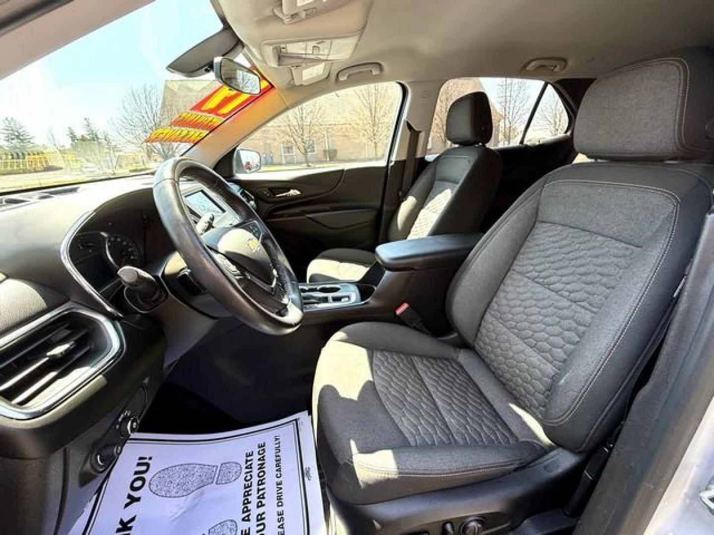 2019 SILVER CHEVROLET EQUINOX (2GNAXKEVXK6) with an L4,1.5L(91 CID),DOHC engine, AUTOMATIC transmission, located at 14600 Frazho Road, Warren, MI, 48089, (586) 776-3400, 42.485996, -82.974220 - Photo#6