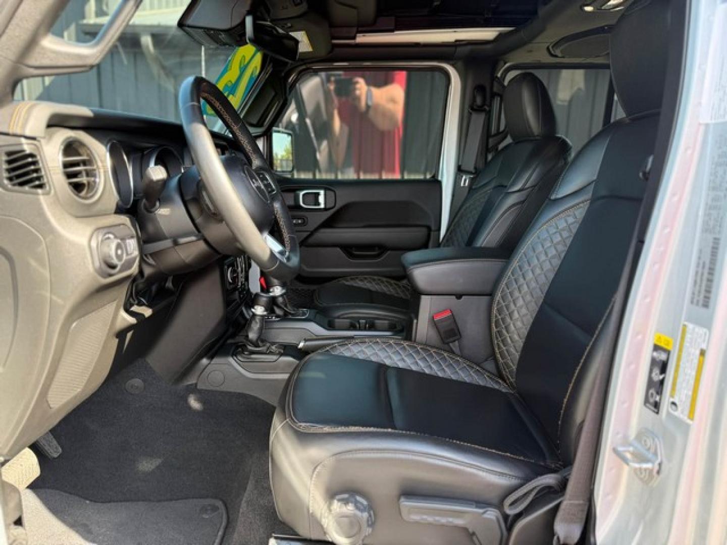 2023 SILVER JEEP WRANGLER (1C4HJXEG8PW) with an V6,3.6L(220 CID), engine, AUTOMATIC transmission, located at 14600 Frazho Road, Warren, MI, 48089, (586) 776-3400, 42.485996, -82.974220- Photo#18