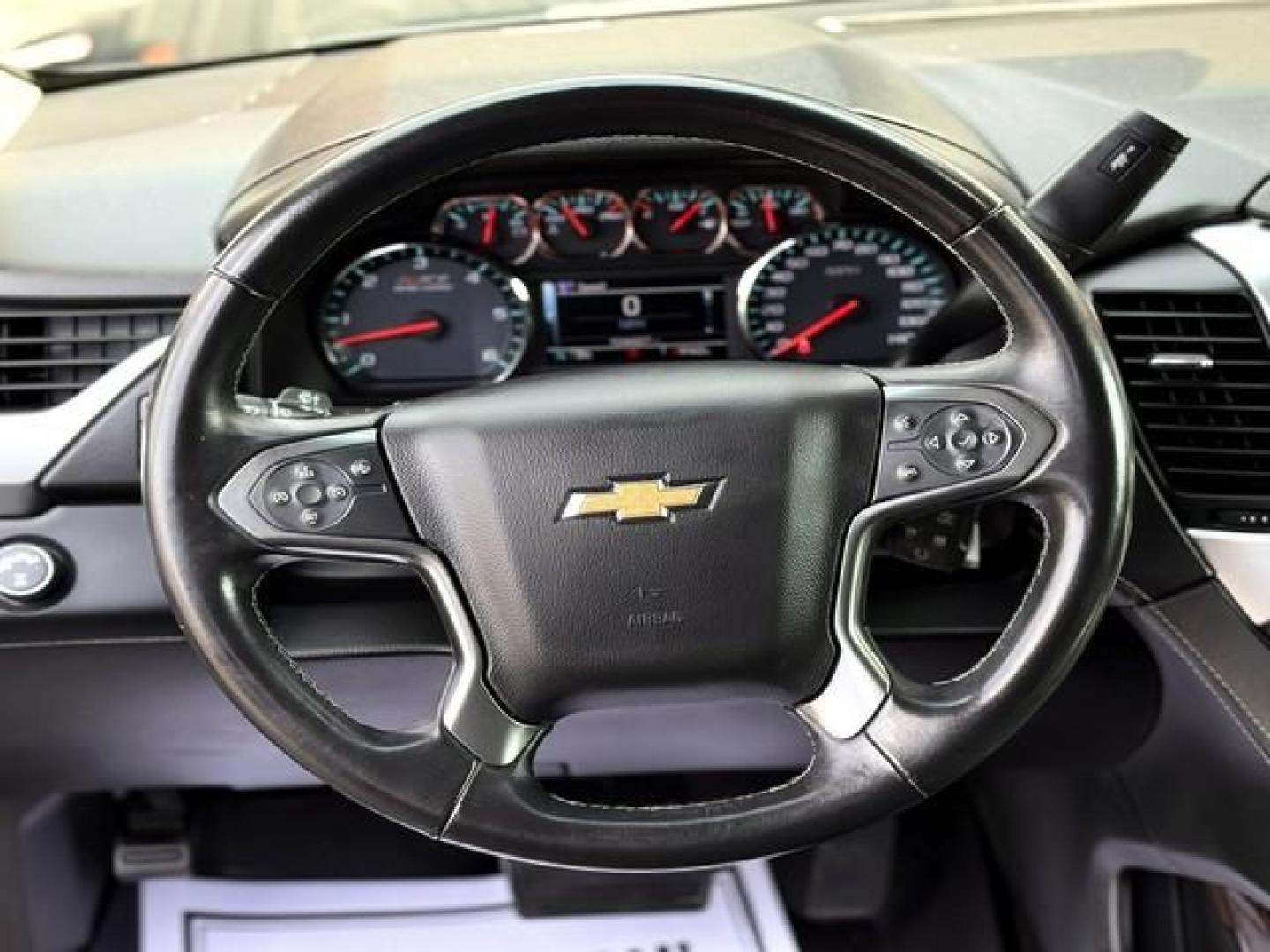 2018 BLACK CHEVROLET TAHOE (1GNSKBKC0JR) with an V8,5.3L(325 CID),OHV engine, AUTOMATIC transmission, located at 14600 Frazho Road, Warren, MI, 48089, (586) 776-3400, 42.485996, -82.974220 - Photo#12
