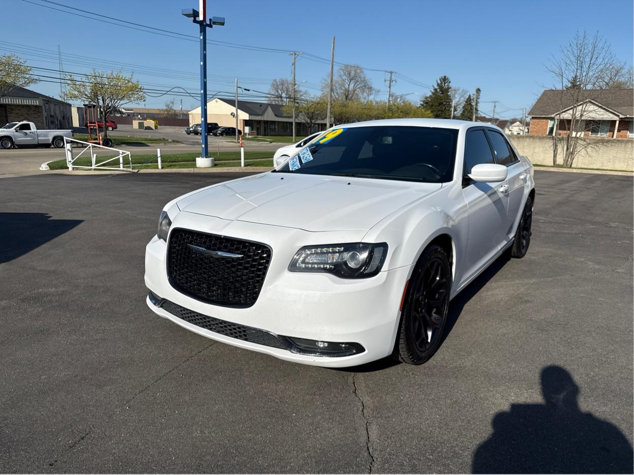 photo of 2019 CHRYSLER 300 