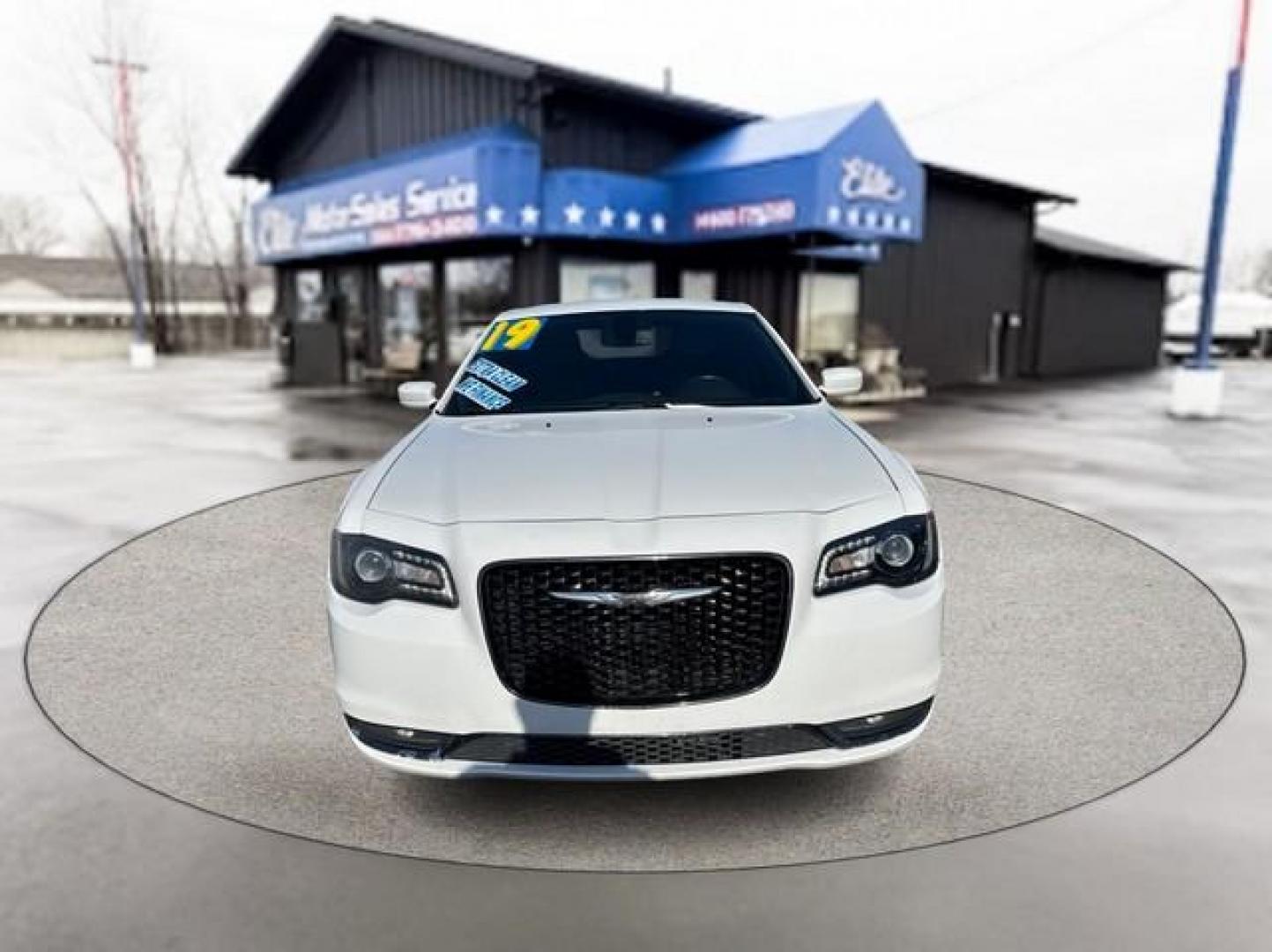 2019 WHITE CHRYSLER 300 (2C3CCABG0KH) with an V6,3.6L(220 CID),DOHC engine, AUTOMATIC transmission, located at 14600 Frazho Road, Warren, MI, 48089, (586) 776-3400, 42.485996, -82.974220 - Photo#1