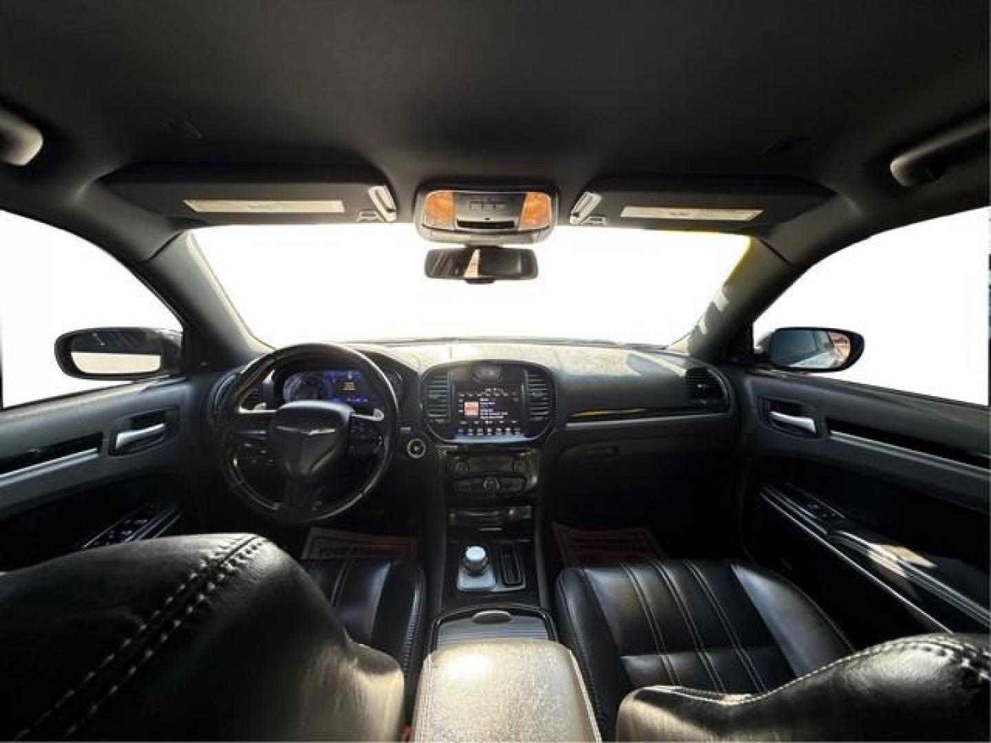 2019 WHITE CHRYSLER 300 (2C3CCABG0KH) with an V6,3.6L(220 CID),DOHC engine, AUTOMATIC transmission, located at 14600 Frazho Road, Warren, MI, 48089, (586) 776-3400, 42.485996, -82.974220 - Photo#21