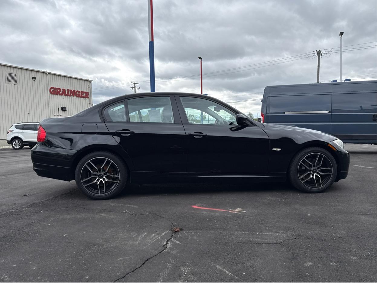 photo of 2011 BMW 328I XDRIVE 