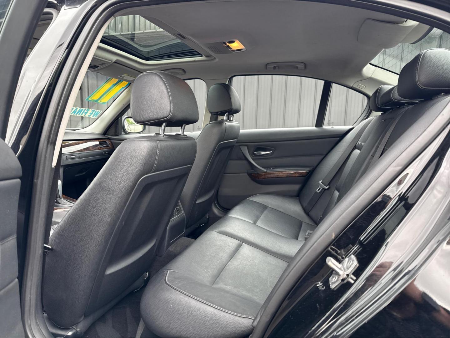 2011 BLACK BMW 328I XDRIVE (WBAPK7C57BA) with an L6,3.0L(183 CID),DOHC engine, AUTOMATIC transmission, located at 14600 Frazho Road, Warren, MI, 48089, (586) 776-3400, 42.485996, -82.974220 - Photo#9