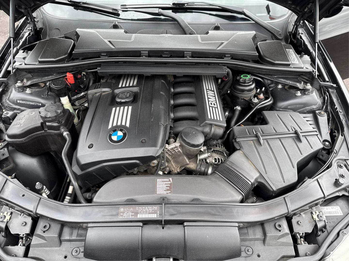 2011 BLACK BMW 328I XDRIVE (WBAPK7C57BA) with an L6,3.0L(183 CID),DOHC engine, AUTOMATIC transmission, located at 14600 Frazho Road, Warren, MI, 48089, (586) 776-3400, 42.485996, -82.974220 - Photo#10