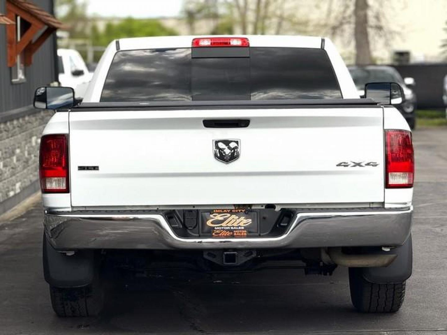 2014 WHITE RAM 1500 (3C6JR7ET2EG) with an V8,5.7L(345 CID),OHV engine, AUTOMATIC transmission, located at 14600 Frazho Road, Warren, MI, 48089, (586) 776-3400, 42.485996, -82.974220 - Photo#6