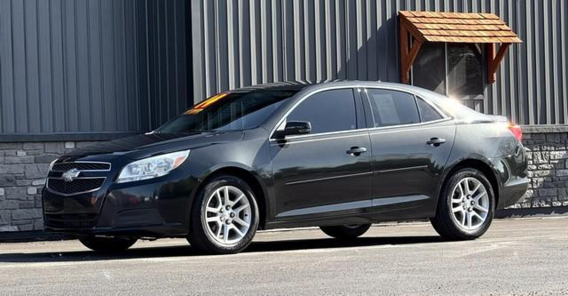 2014 BLACK CHEVROLET MALIBU (1G11C5SL3EF) with an L4,2.5L(150 CID),DOHC engine, AUTOMATIC transmission, located at 14600 Frazho Road, Warren, MI, 48089, (586) 776-3400, 42.485996, -82.974220 - Photo#3