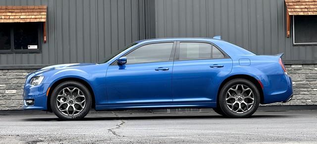 photo of 2017 CHRYSLER 300 