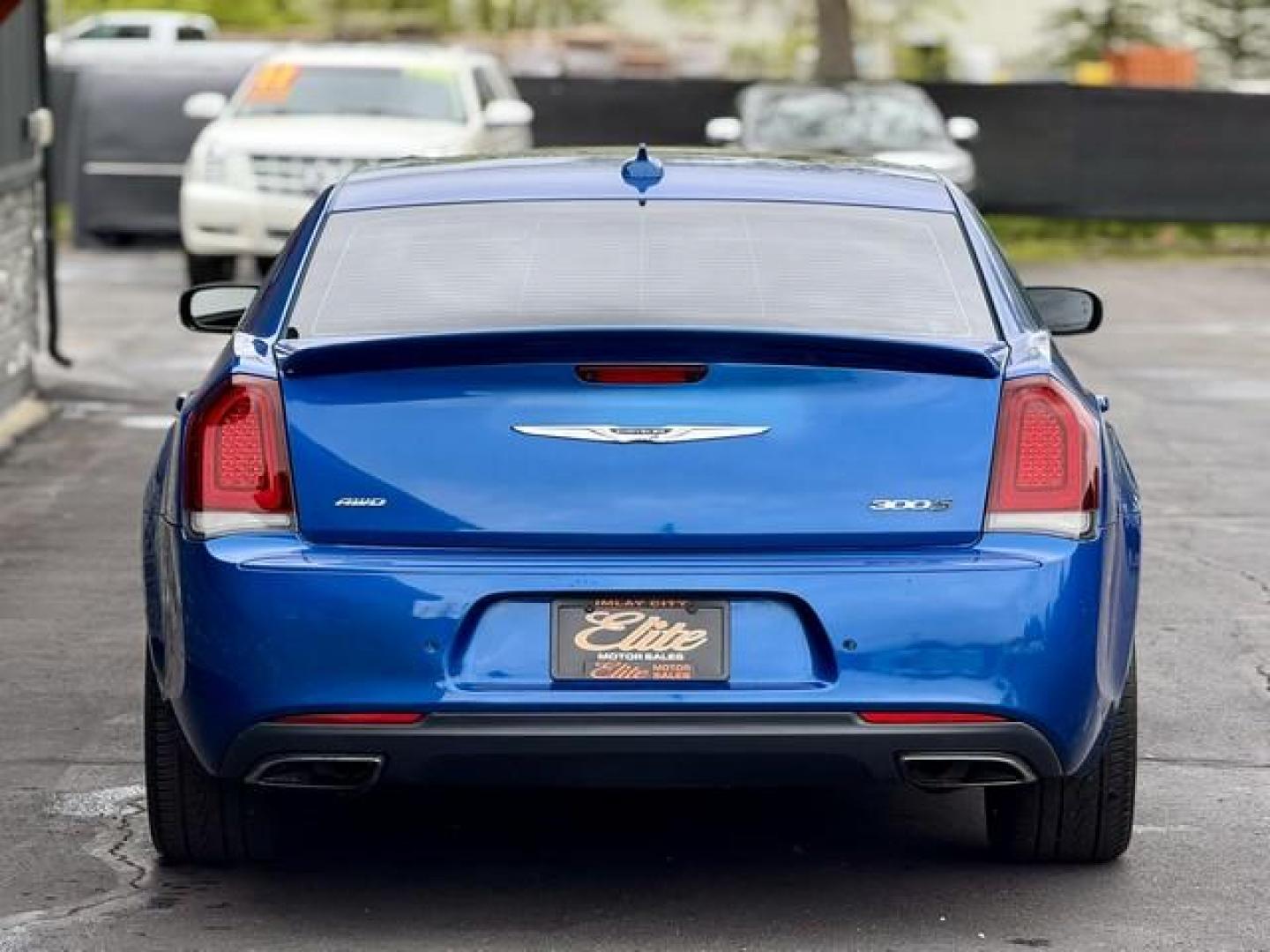 2017 BLUE STREAK CHRYSLER 300 (2C3CCAGG7HH) with an V6,3.6L(220 CID),DOHC engine, AUTOMATIC transmission, located at 14600 Frazho Road, Warren, MI, 48089, (586) 776-3400, 42.485996, -82.974220 - Photo#5