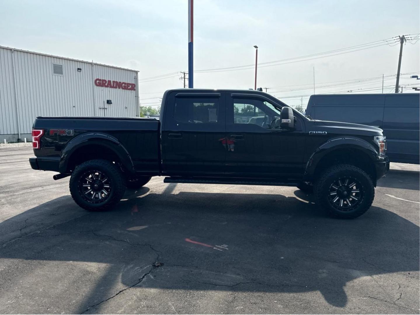 2018 BLACK FORD F-150 (1FTFW1E55JF) with an V8,5.0L(302 CID),DOHC engine, AUTOMATIC transmission, located at 14600 Frazho Road, Warren, MI, 48089, (586) 776-3400, 42.485996, -82.974220 - Photo#3