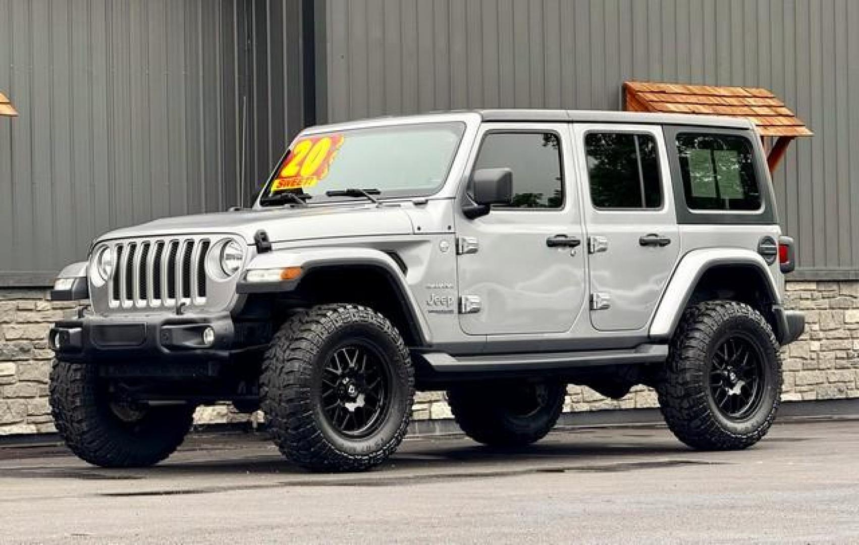 2020 SILVER JEEP WRANGLER (1C4HJXEN8LW) with an L4,2.0L(122 CID), engine, AUTOMATIC transmission, located at 14600 Frazho Road, Warren, MI, 48089, (586) 776-3400, 42.485996, -82.974220 - Photo#1