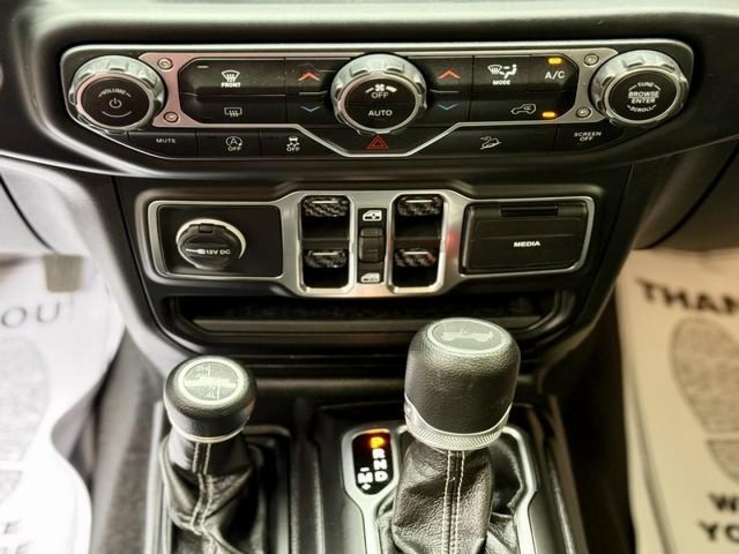 2020 SILVER JEEP WRANGLER (1C4HJXEN8LW) with an L4,2.0L(122 CID), engine, AUTOMATIC transmission, located at 14600 Frazho Road, Warren, MI, 48089, (586) 776-3400, 42.485996, -82.974220 - Photo#12