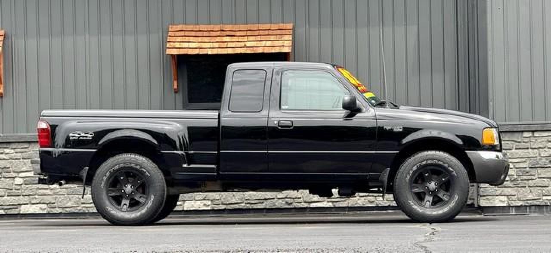2002 BLACK FORD RANGER (1FTZR45EX2T) with an V6,4.0L(245 CID),SOHC engine, AUTOMATIC transmission, located at 14600 Frazho Road, Warren, MI, 48089, (586) 776-3400, 42.485996, -82.974220 - Photo#4