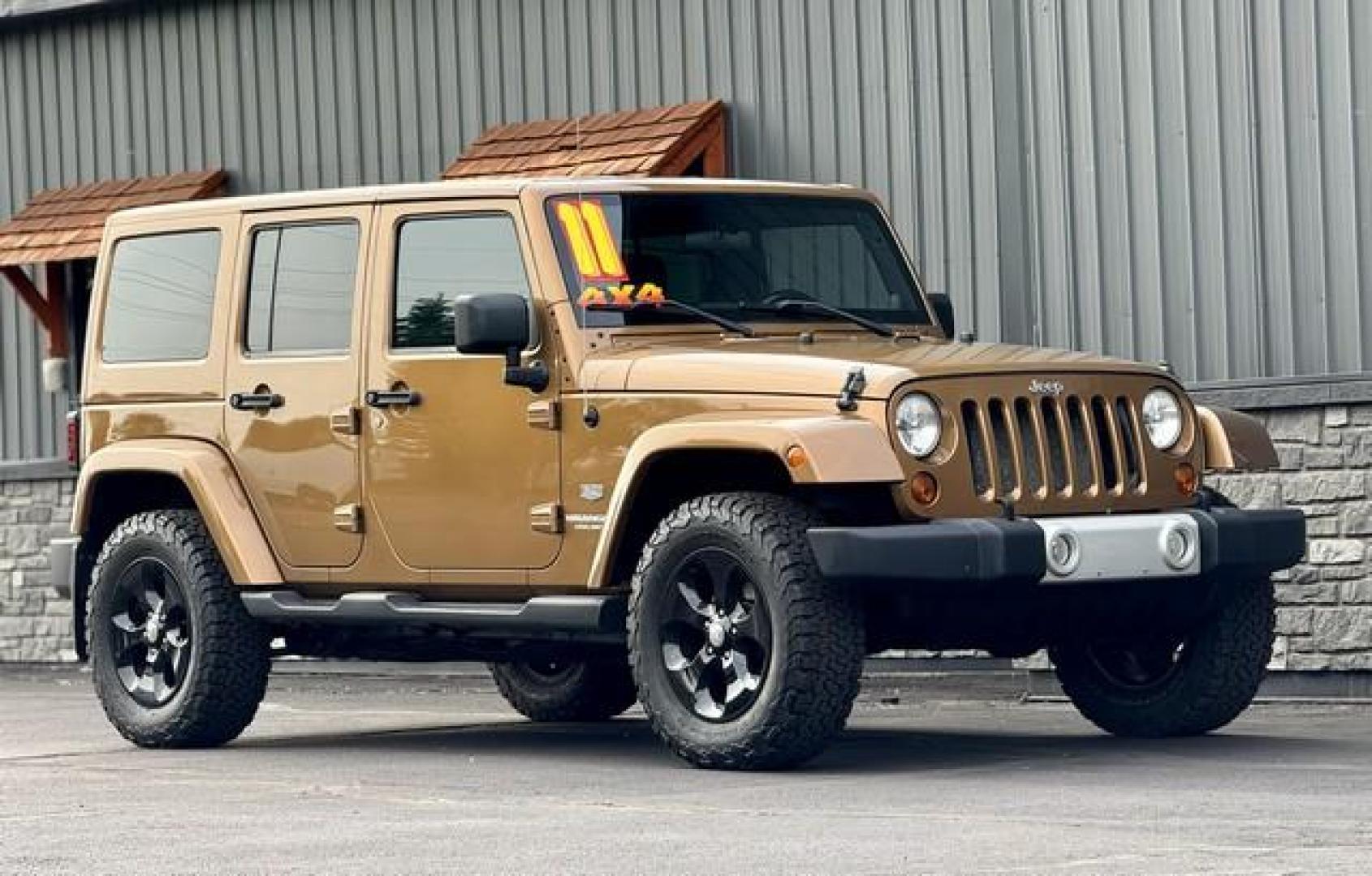 2011 BRONZE JEEP WRANGLER (1J4BA7H19BL) with an V6,3.8L(230 CID),OHV engine, AUTOMATIC transmission, located at 14600 Frazho Road, Warren, MI, 48089, (586) 776-3400, 42.485996, -82.974220 - Photo#3