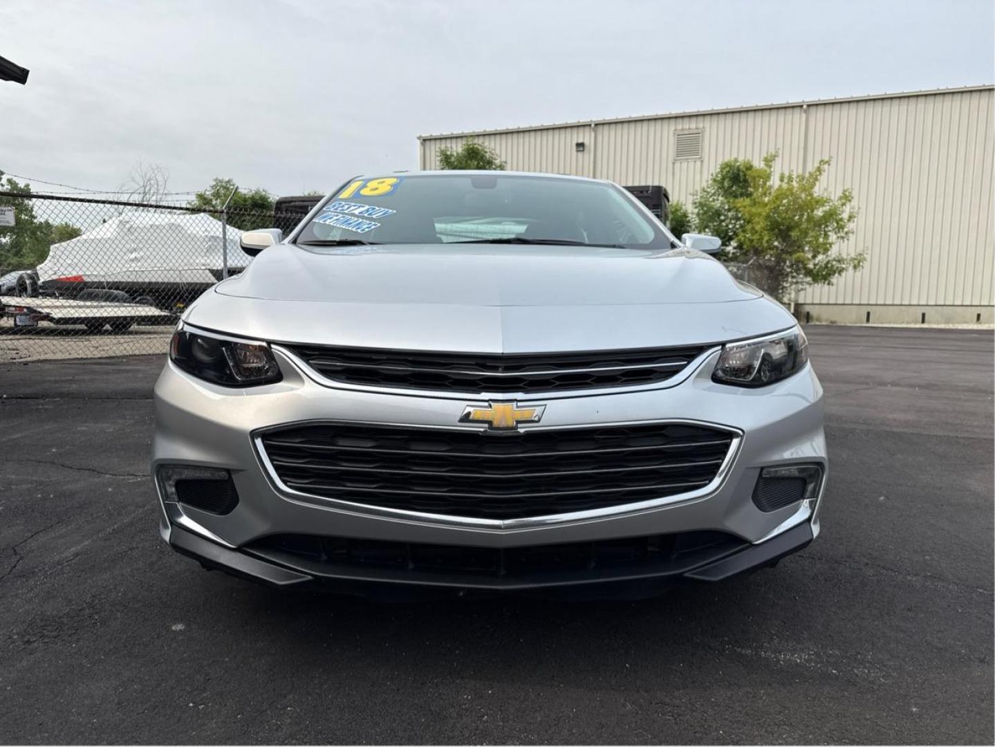 2018 SILVER CHEVROLET MALIBU (1G1ZD5ST5JF) with an L4,1.5L(91 CID),DOHC engine, AUTOMATIC transmission, located at 14600 Frazho Road, Warren, MI, 48089, (586) 776-3400, 42.485996, -82.974220 - Photo#1