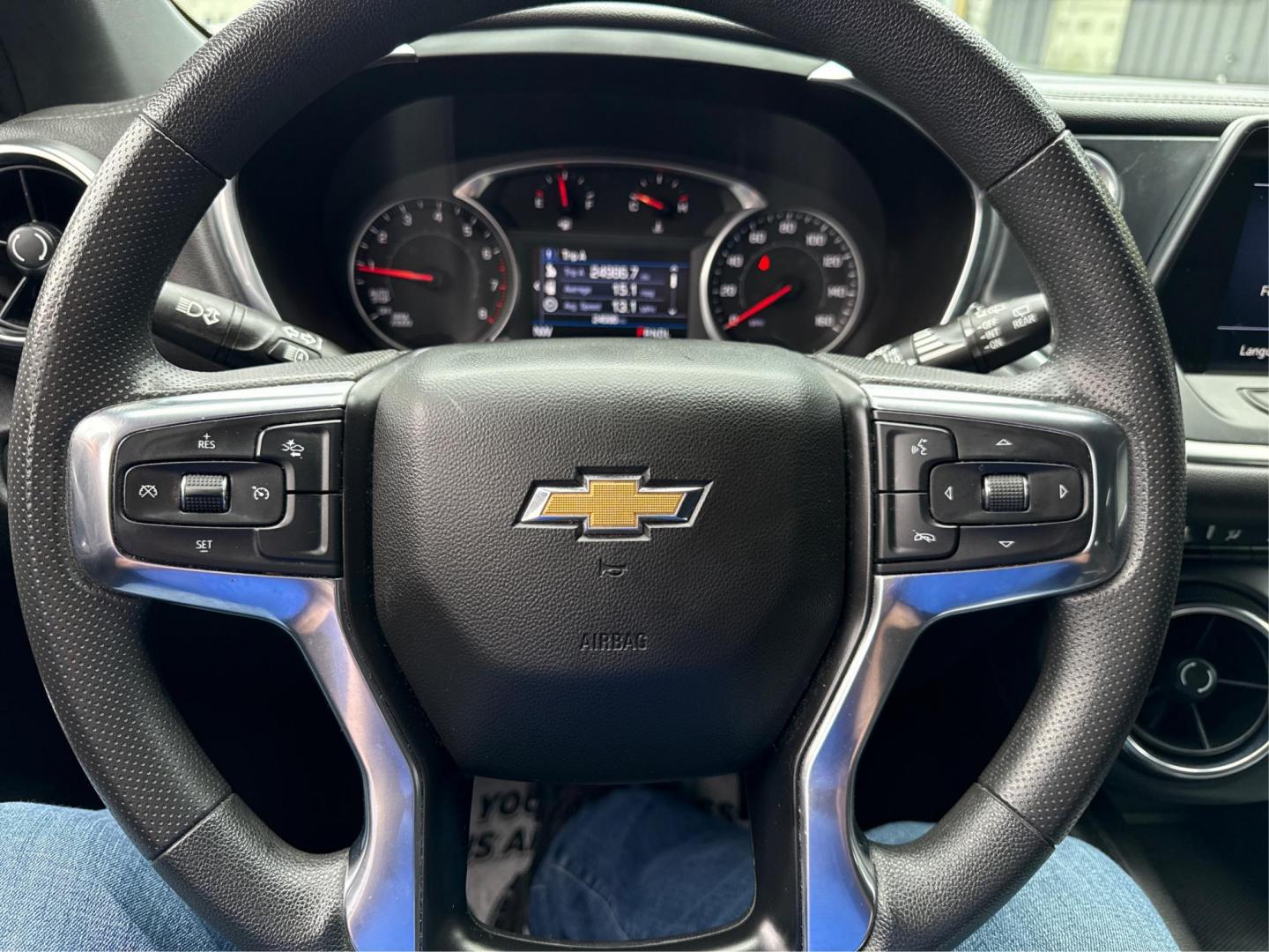 2022 SILVER CHEVROLET BLAZER (3GNKBHR40NS) with an L4,2.0L(122 CID),DOHC engine, AUTOMATIC transmission, located at 14600 Frazho Road, Warren, MI, 48089, (586) 776-3400, 42.485996, -82.974220 - Photo#15