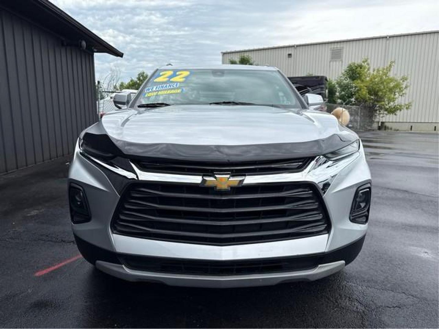 2022 SILVER CHEVROLET BLAZER (3GNKBHR40NS) with an L4,2.0L(122 CID),DOHC engine, AUTOMATIC transmission, located at 14600 Frazho Road, Warren, MI, 48089, (586) 776-3400, 42.485996, -82.974220 - Photo#2