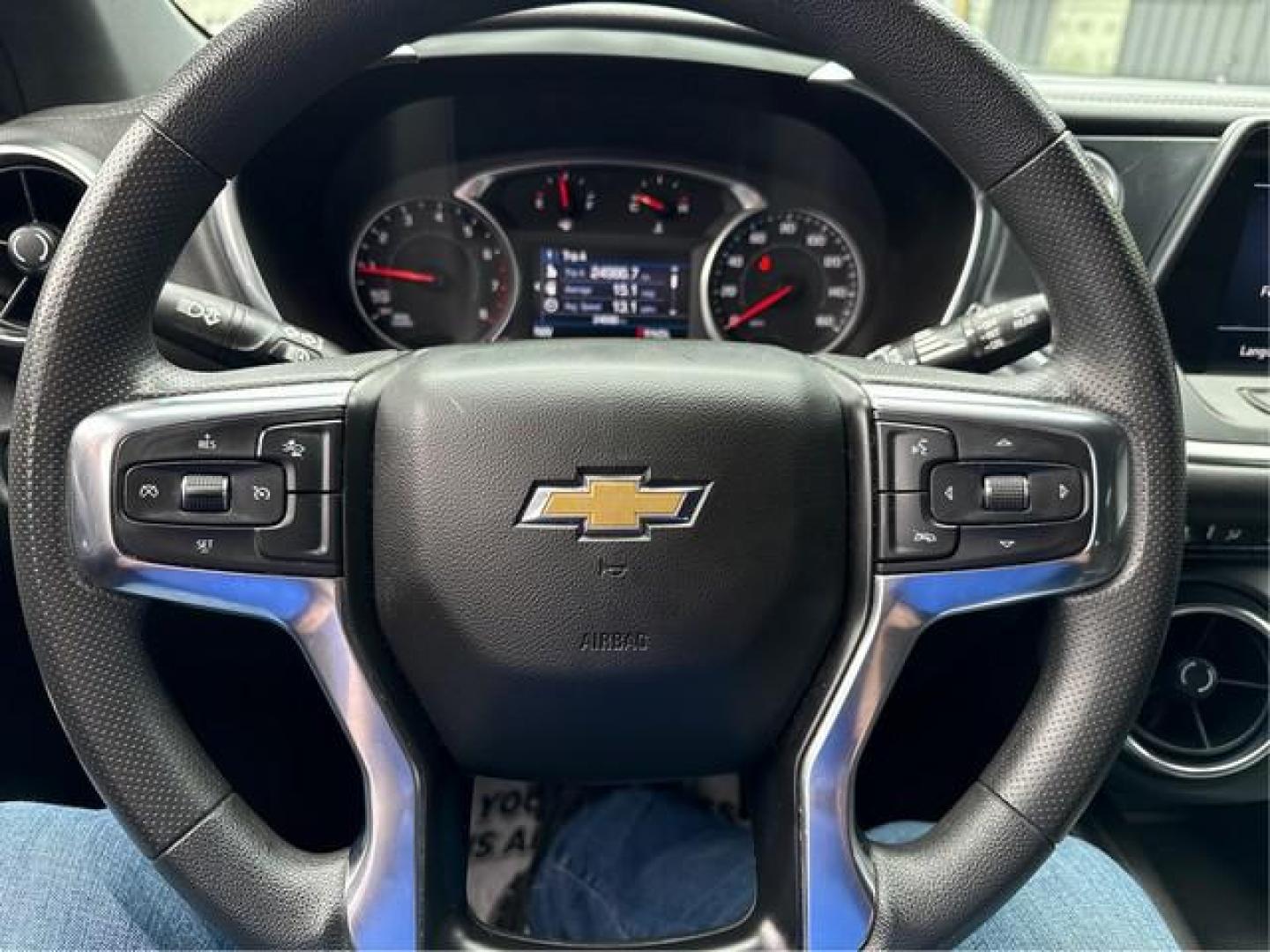 2022 SILVER CHEVROLET BLAZER (3GNKBHR40NS) with an L4,2.0L(122 CID),DOHC engine, AUTOMATIC transmission, located at 14600 Frazho Road, Warren, MI, 48089, (586) 776-3400, 42.485996, -82.974220 - Photo#15