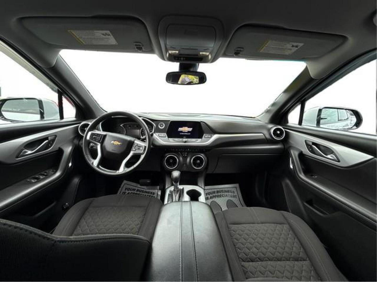 2022 SILVER CHEVROLET BLAZER (3GNKBHR40NS) with an L4,2.0L(122 CID),DOHC engine, AUTOMATIC transmission, located at 14600 Frazho Road, Warren, MI, 48089, (586) 776-3400, 42.485996, -82.974220 - Photo#19