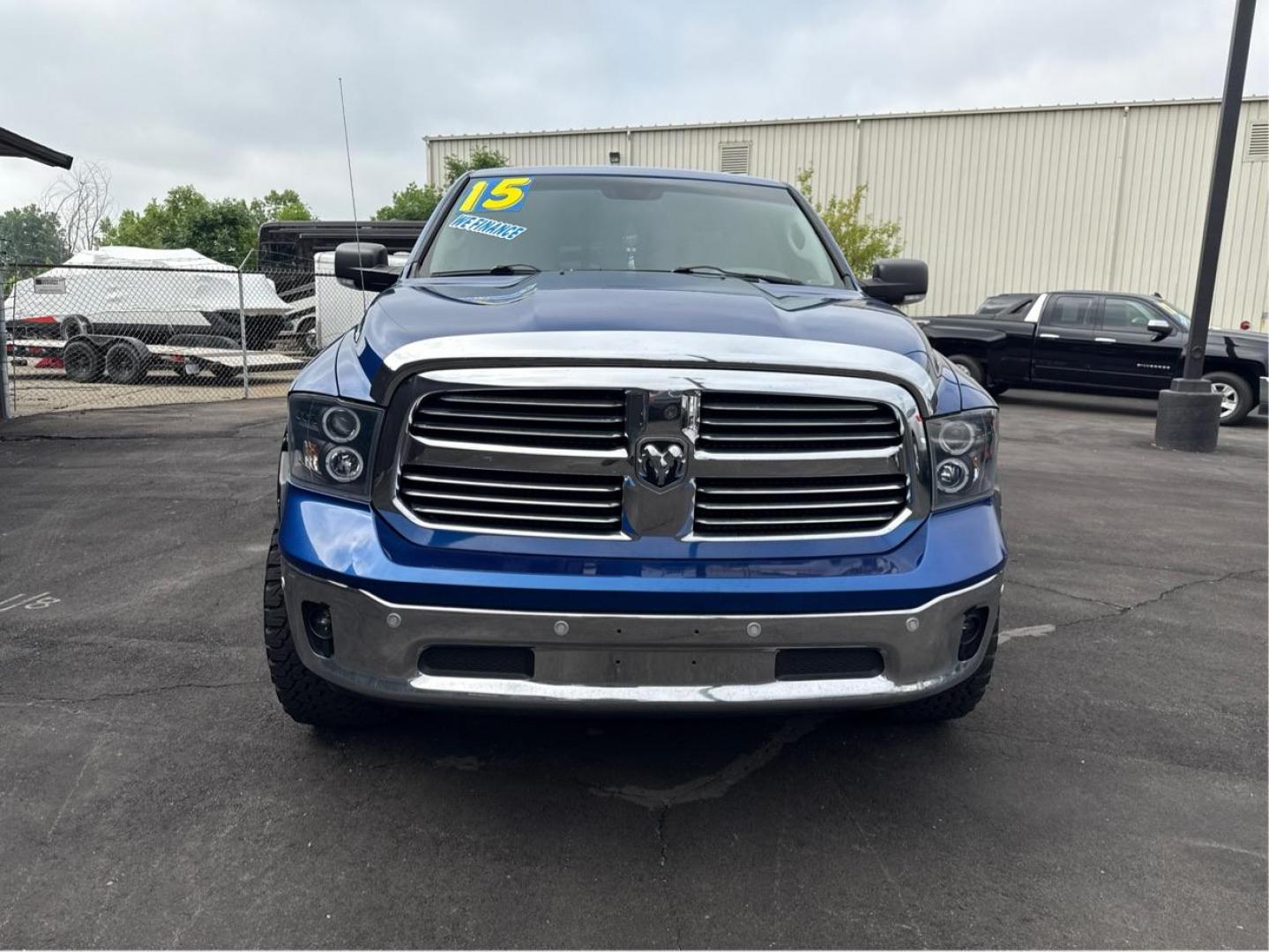 2015 BLUE RAM 1500 (1C6RR7LT7FS) with an V8,5.7L(345 CID),OHV engine, AUTOMATIC transmission, located at 14600 Frazho Road, Warren, MI, 48089, (586) 776-3400, 42.485996, -82.974220 - Photo#1