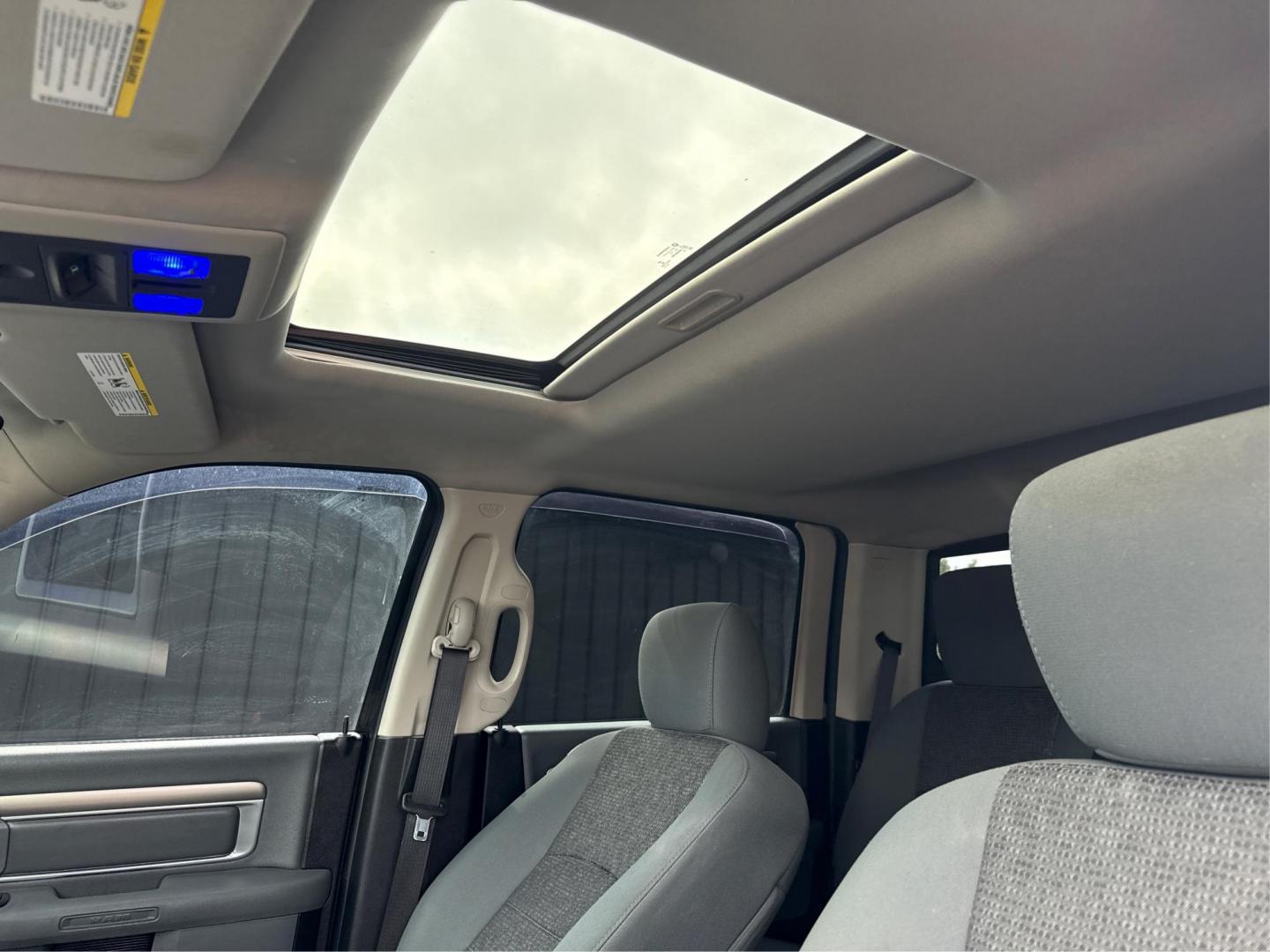 2015 BLUE RAM 1500 (1C6RR7LT7FS) with an V8,5.7L(345 CID),OHV engine, AUTOMATIC transmission, located at 14600 Frazho Road, Warren, MI, 48089, (586) 776-3400, 42.485996, -82.974220 - Photo#10