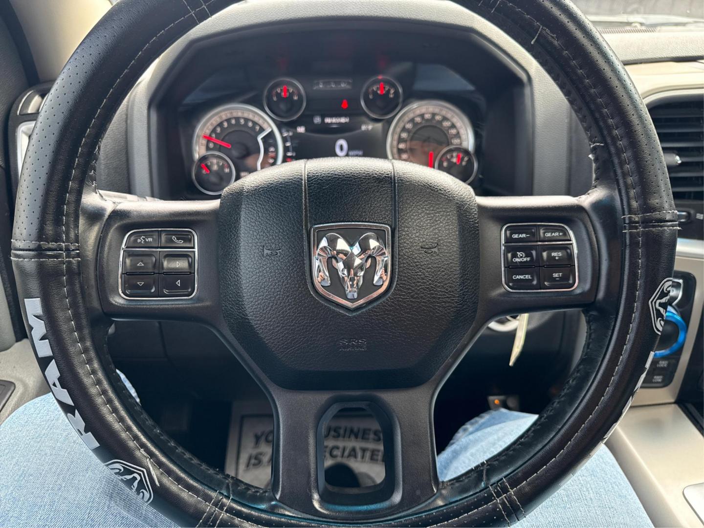 2015 BLUE RAM 1500 (1C6RR7LT7FS) with an V8,5.7L(345 CID),OHV engine, AUTOMATIC transmission, located at 14600 Frazho Road, Warren, MI, 48089, (586) 776-3400, 42.485996, -82.974220 - Photo#15