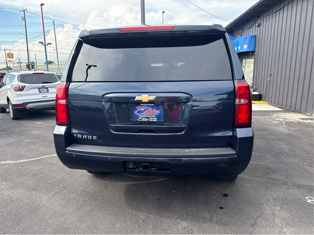 2019 BLUE CHEVROLET TAHOE (1GNSKAKC3KR) with an V8,5.3L(325 CID),OHV engine, AUTOMATIC transmission, located at 14600 Frazho Road, Warren, MI, 48089, (586) 776-3400, 42.485996, -82.974220- Photo#5