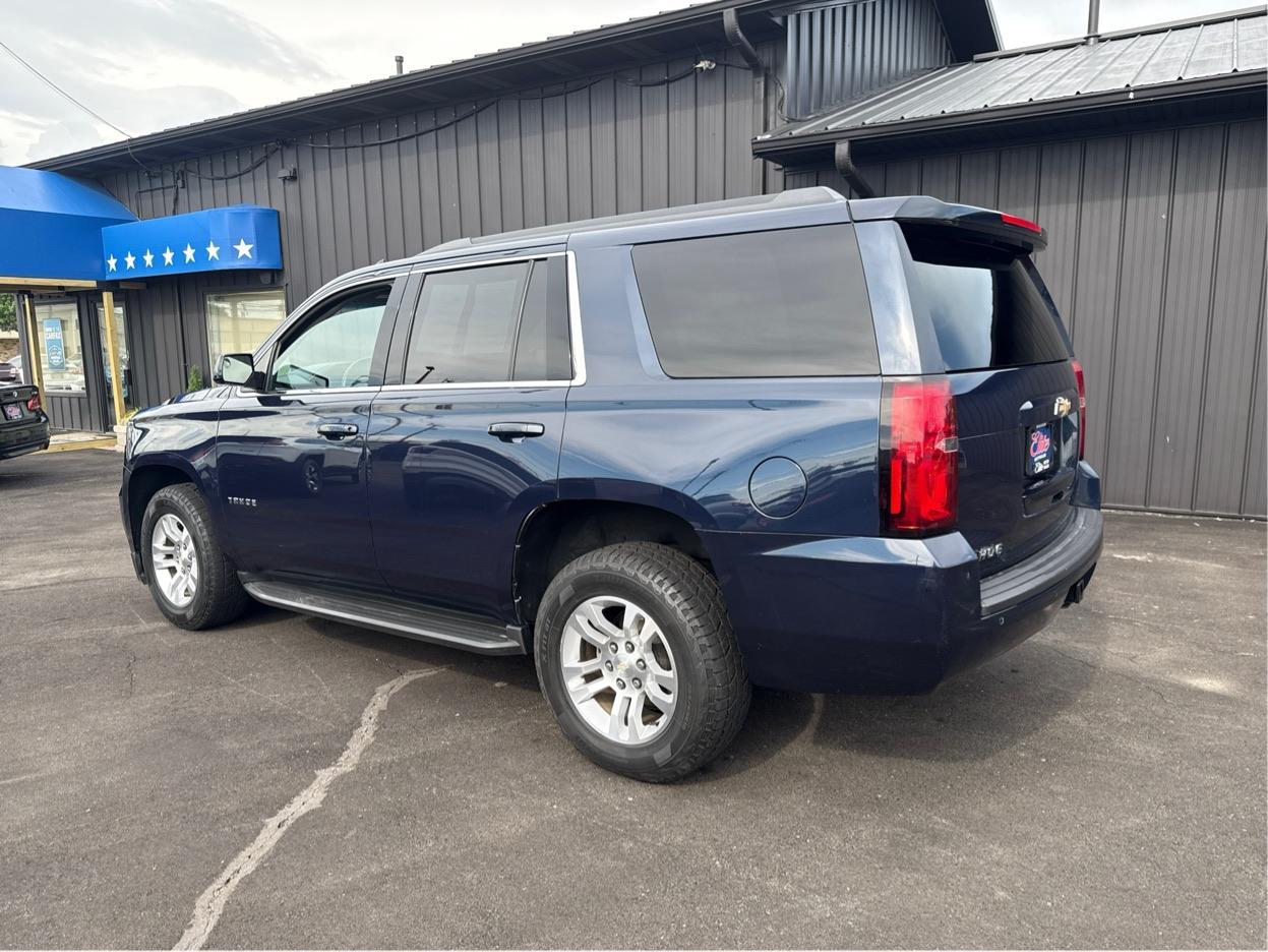 2019 BLUE CHEVROLET TAHOE (1GNSKAKC3KR) with an V8,5.3L(325 CID),OHV engine, AUTOMATIC transmission, located at 14600 Frazho Road, Warren, MI, 48089, (586) 776-3400, 42.485996, -82.974220- Photo#6