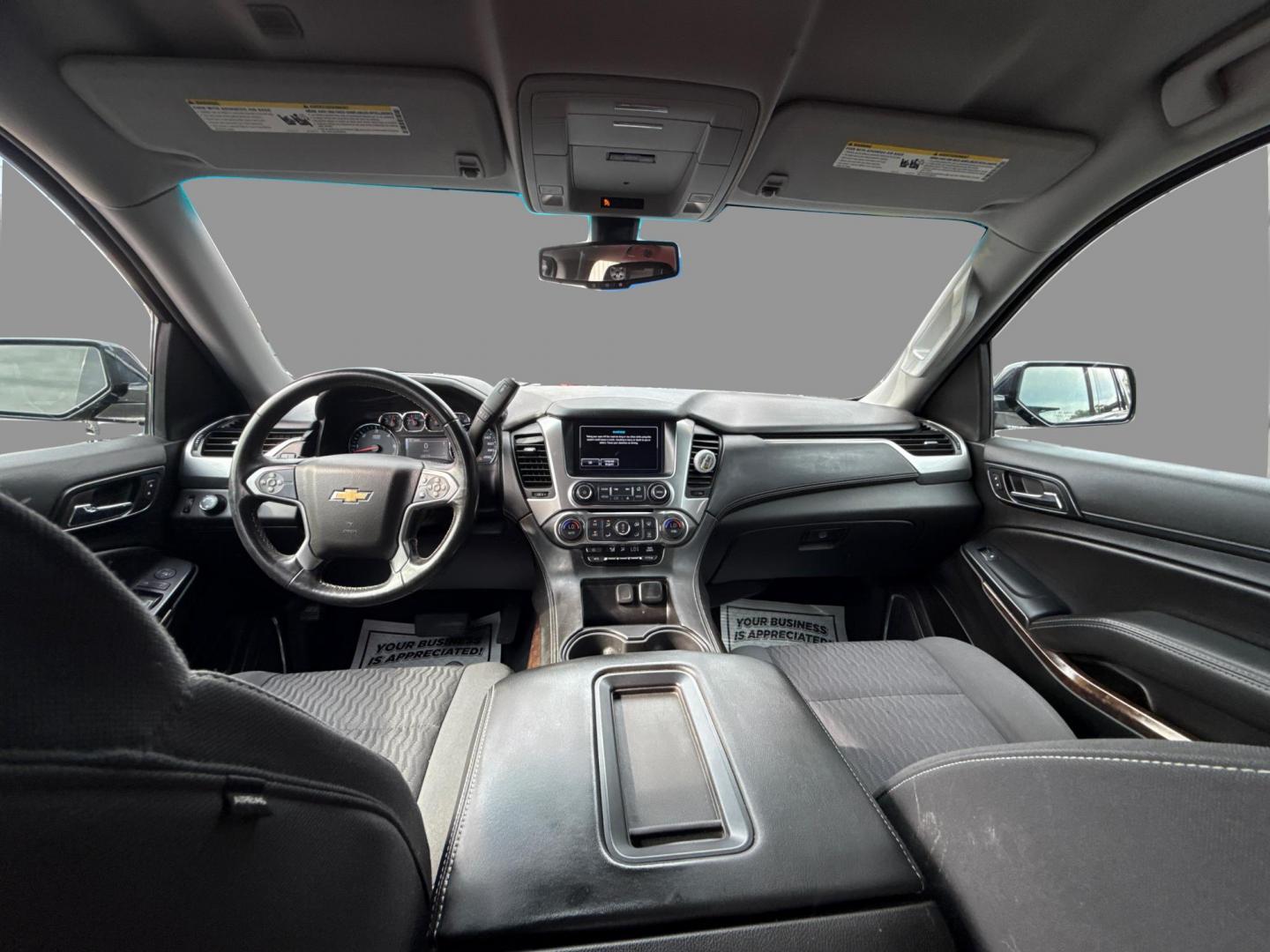 2019 BLUE CHEVROLET TAHOE (1GNSKAKC3KR) with an V8,5.3L(325 CID),OHV engine, AUTOMATIC transmission, located at 14600 Frazho Road, Warren, MI, 48089, (586) 776-3400, 42.485996, -82.974220- Photo#21