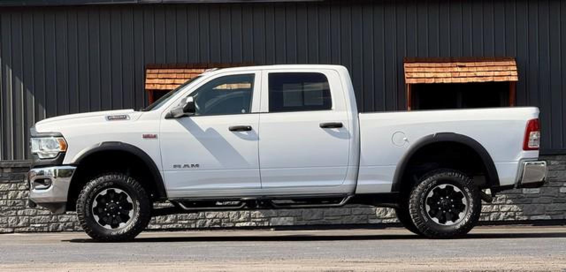 2020 WHITE RAM 2500 (3C6TR5CJ3LG) with an V8,6.4L(392 CID),OHV engine, AUTOMATIC transmission, located at 14600 Frazho Road, Warren, MI, 48089, (586) 776-3400, 42.485996, -82.974220 - Photo#1