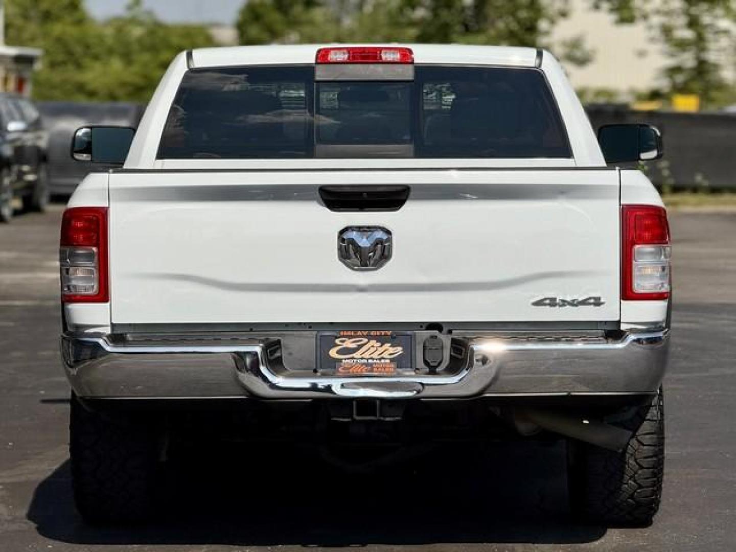 2020 WHITE RAM 2500 (3C6TR5CJ3LG) with an V8,6.4L(392 CID),OHV engine, AUTOMATIC transmission, located at 14600 Frazho Road, Warren, MI, 48089, (586) 776-3400, 42.485996, -82.974220 - Photo#5