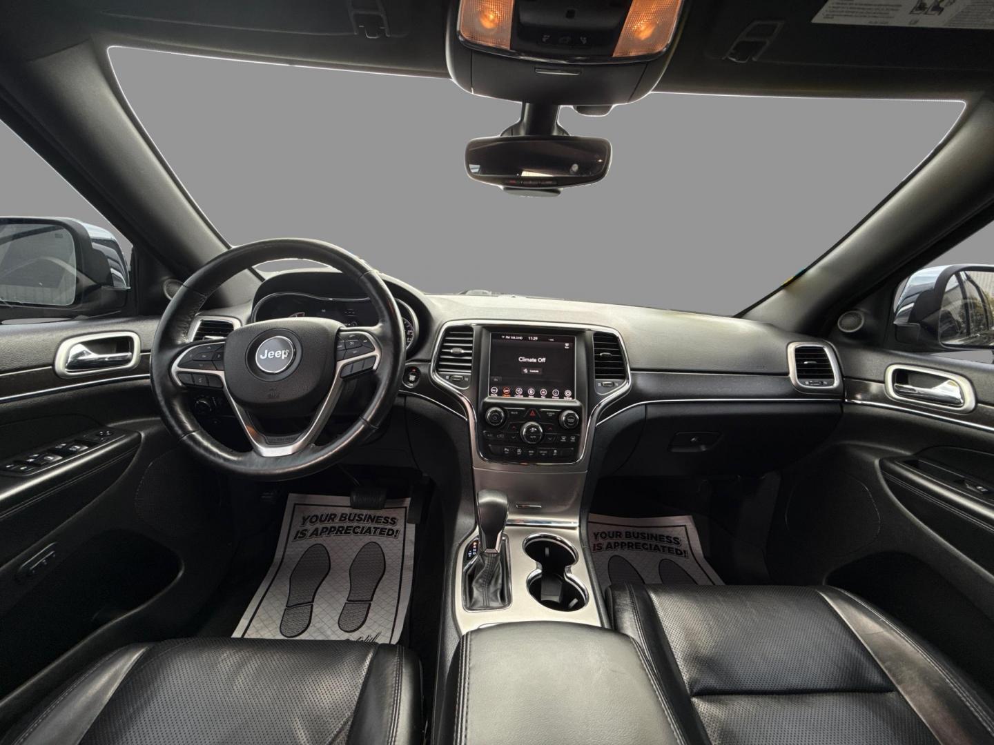 2018 BLACK JEEP GRAND CHEROKEE (1C4RJFBG6JC) with an V6,3.6L(220 CID),DOHC engine, AUTOMATIC transmission, located at 14600 Frazho Road, Warren, MI, 48089, (586) 776-3400, 42.485996, -82.974220 - Photo#21