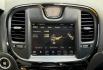 2018 WHITE CHRYSLER 300 (2C3CCAGG9JH) with an V6,3.6L(220 CID),DOHC engine, AUTOMATIC transmission, located at 14600 Frazho Road, Warren, MI, 48089, (586) 776-3400, 42.485996, -82.974220 - Photo#12